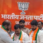 उद्धव ठाकरे काठाला पुण्यात मोठे खिंडार सुतार भोसले यांचा भाजपमध्ये प्रवेश